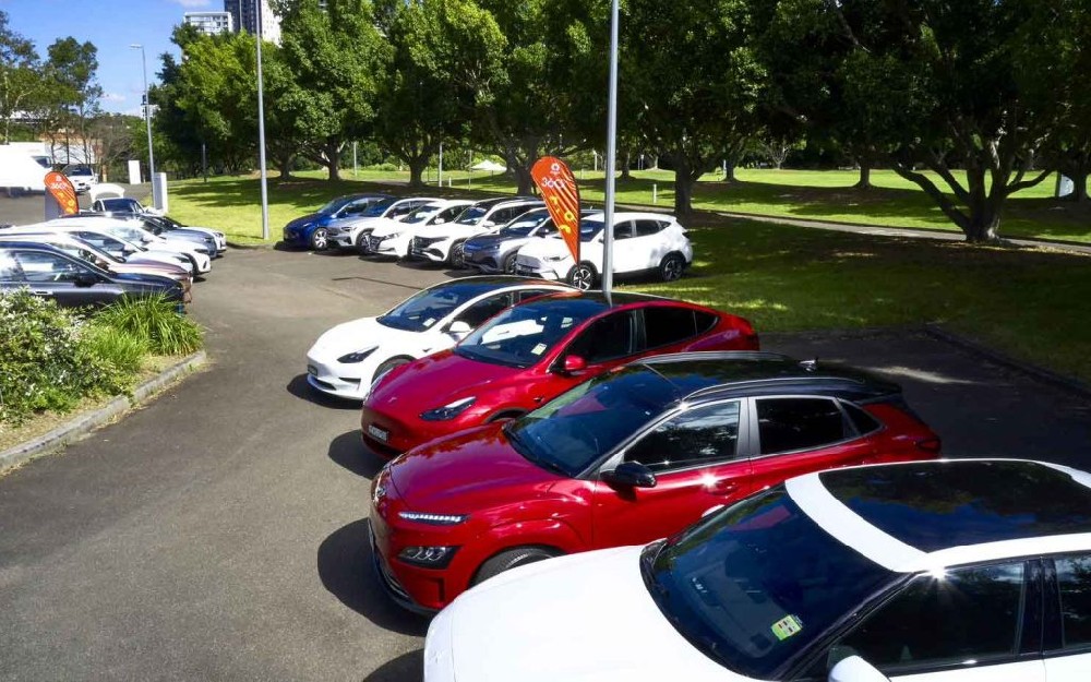 hotel ev charging parking lot